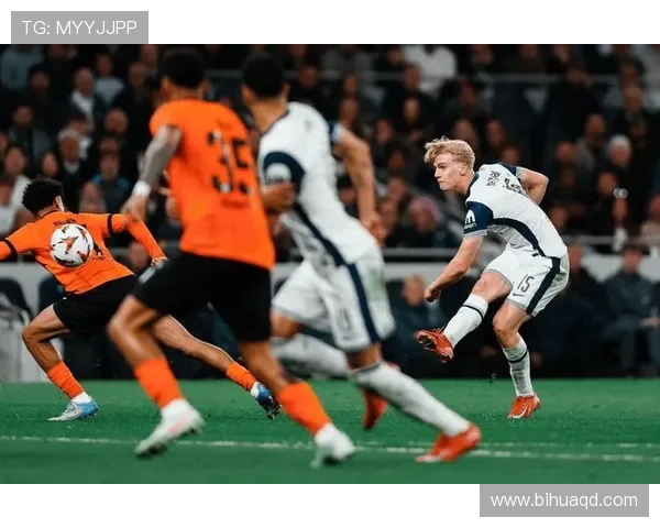 英超焦点战热刺主场迎战狼队全力争胜争夺积分榜优势