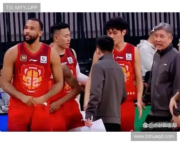 西部总决赛激战勇士与雷霆谁能笑到最后争夺总冠军荣耀